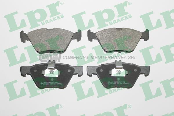 PASTILLA DE FRENO LPR M. BENZ E280-E300-E320-E420 98/  DEL.